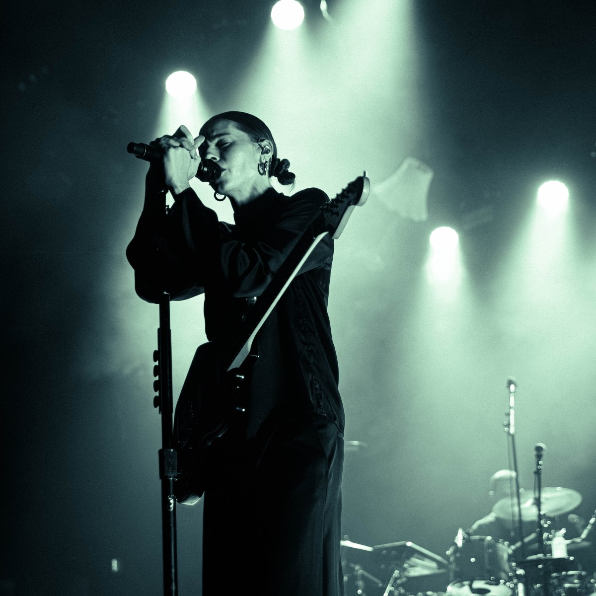 Dua Saleh and Pvris: Shot By Olivia&nbsp;Dans