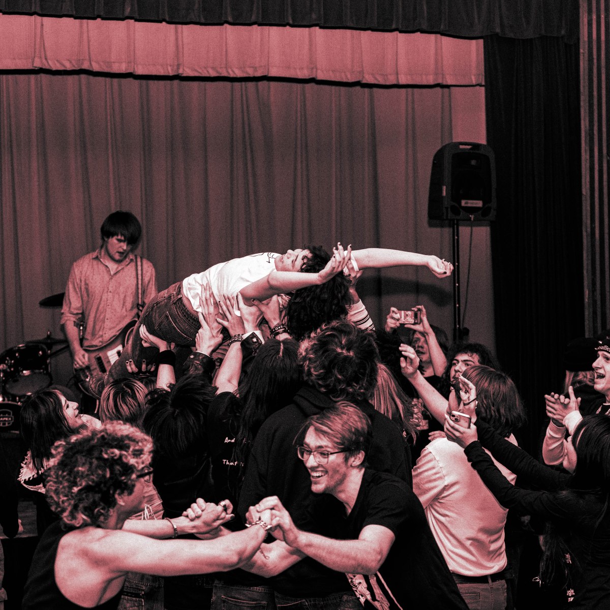 Demo Magazine Red Issue Launch: Shot by Henry Klein, Olivia Dans, Mae Posey, and Betsey&nbsp;Johnson